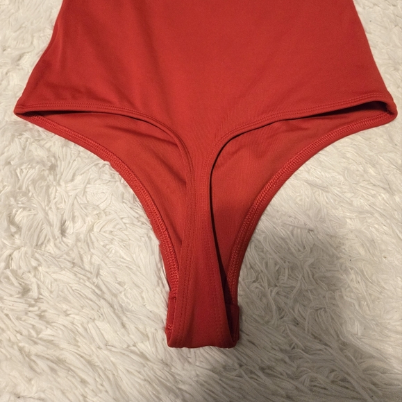 NWT Express Body Contour Women's Size XS Color Red - Picture 8 of 10